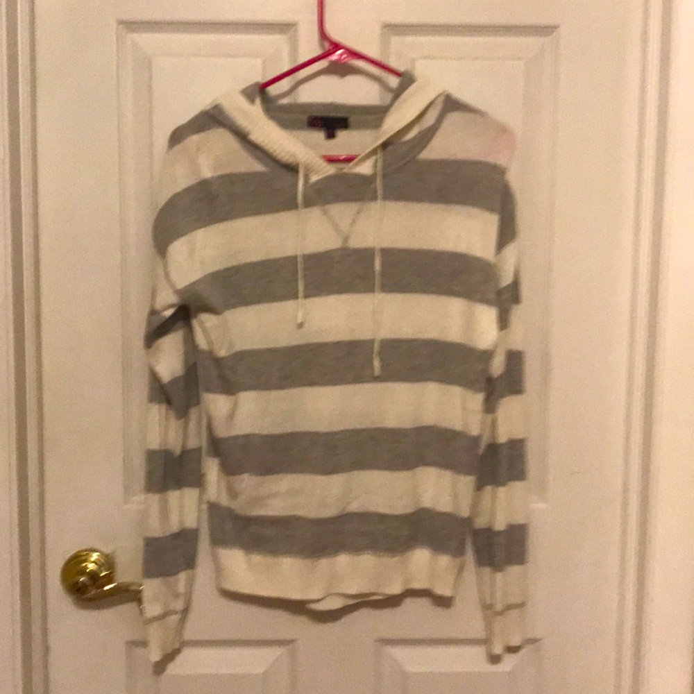 T/O Hooded striped sweater